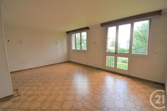 Afficher la photo en grand Appartement F5 à vendre - 5 pièces - 71.18 m2 - SOISY SOUS MONTMORENCY - 95 - ILE-DE-FRANCE - Century 21 Val-Ombreux