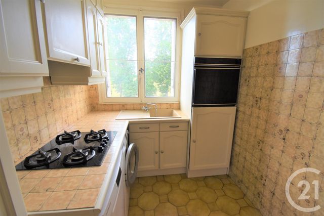 Afficher la photo en grand Appartement F5 à vendre - 5 pièces - 71.18 m2 - SOISY SOUS MONTMORENCY - 95 - ILE-DE-FRANCE - Century 21 Val-Ombreux