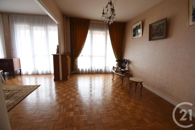 Afficher la photo en grand Appartement F4 à vendre - 5 pièces - 89.64 m2 - SOISY SOUS MONTMORENCY - 95 - ILE-DE-FRANCE - Century 21 Val-Ombreux