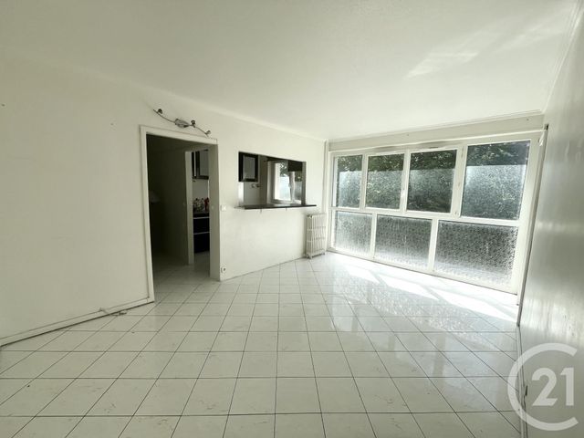 Afficher la photo en grand Appartement F3 à vendre - 3 pièces - 55.88 m2 - SOISY SOUS MONTMORENCY - 95 - ILE-DE-FRANCE - Century 21 Val-Ombreux