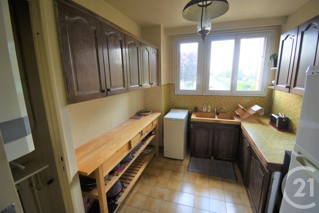 Afficher la photo en grand Appartement F3 à vendre - 3 pièces - 74.5 m2 - SOISY SOUS MONTMORENCY - 95 - ILE-DE-FRANCE - Century 21 Val-Ombreux