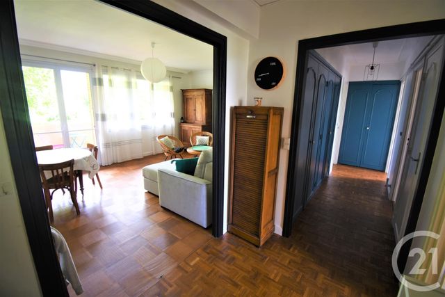 Afficher la photo en grand Appartement F3 à vendre - 3 pièces - 74.5 m2 - SOISY SOUS MONTMORENCY - 95 - ILE-DE-FRANCE - Century 21 Val-Ombreux