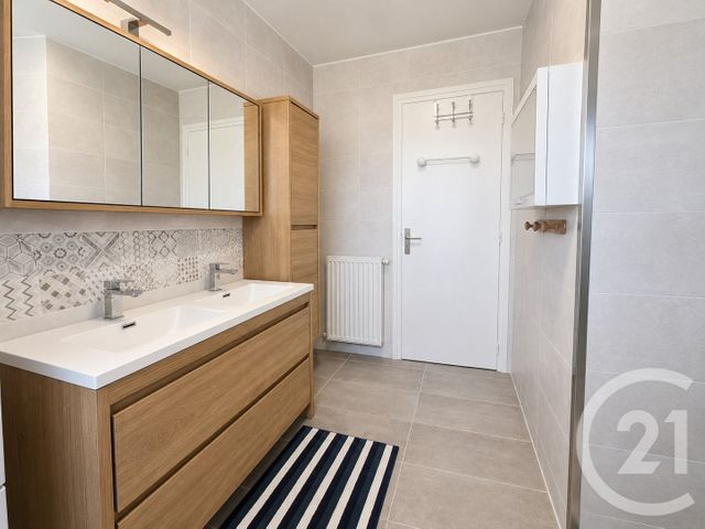 Appartement F4 à vendre - 4 pièces - 87.36 m2 - SOISY SOUS MONTMORENCY - 95 - ILE-DE-FRANCE - Century 21 Val-Ombreux