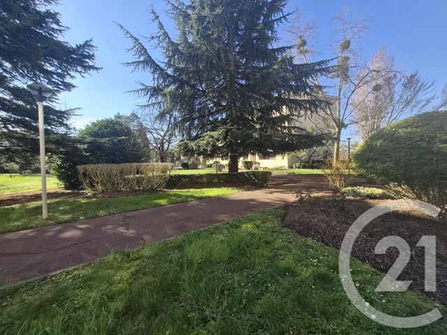 Appartement F4 à vendre - 4 pièces - 87.36 m2 - SOISY SOUS MONTMORENCY - 95 - ILE-DE-FRANCE - Century 21 Val-Ombreux