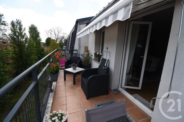 Afficher la photo en grand Appartement F5 à vendre - 5 pièces - 106.5 m2 - MARGENCY - 95 - ILE-DE-FRANCE - Century 21 Val-Ombreux