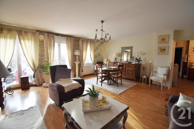 Afficher la photo en grand Appartement F5 à vendre - 5 pièces - 106.5 m2 - MARGENCY - 95 - ILE-DE-FRANCE - Century 21 Val-Ombreux