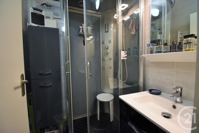 Afficher la photo en grand Appartement F5 à vendre - 5 pièces - 106.5 m2 - MARGENCY - 95 - ILE-DE-FRANCE - Century 21 Val-Ombreux