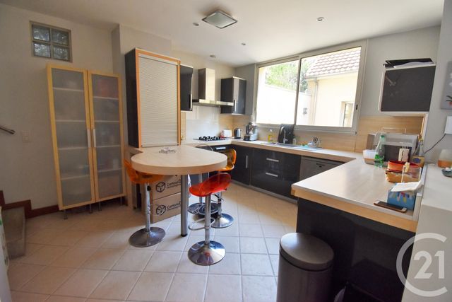 Afficher la photo en grand maison à vendre - 7 pièces - 170.0 m2 - SOISY SOUS MONTMORENCY - 95 - ILE-DE-FRANCE - Century 21 Val-Ombreux