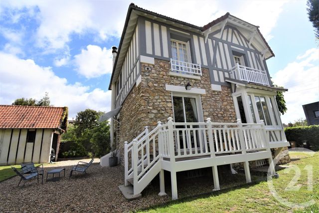 maison à vendre - 6 pièces - 135.0 m2 - SOISY SOUS MONTMORENCY - 95 - ILE-DE-FRANCE - Century 21 Val-Ombreux maison à vendre - 6 pièces - 135.0 m2 - SOISY SOUS MONTMORENCY - 95 - ILE-DE-FRANCE - Century 21 Val-Ombreux