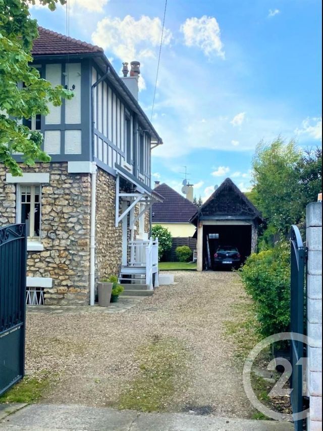 maison à vendre - 6 pièces - 135.0 m2 - SOISY SOUS MONTMORENCY - 95 - ILE-DE-FRANCE - Century 21 Val-Ombreux maison à vendre - 6 pièces - 135.0 m2 - SOISY SOUS MONTMORENCY - 95 - ILE-DE-FRANCE - Century 21 Val-Ombreux