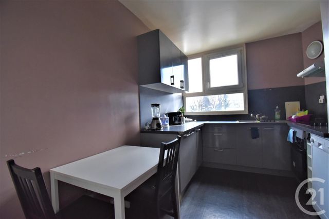 Appartement F3 à vendre - 3 pièces - 63.01 m2 - SOISY SOUS MONTMORENCY - 95 - ILE-DE-FRANCE - Century 21 Val-Ombreux Appartement F3 à vendre - 3 pièces - 63.01 m2 - SOISY SOUS MONTMORENCY - 95 - ILE-DE-FRANCE - Century 21 Val-Ombreux