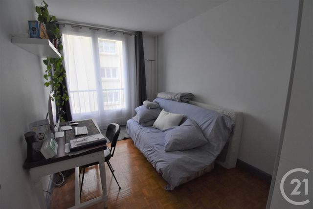Afficher la photo en grand Appartement F5 à vendre - 4 pièces - 90.35 m2 - MARGENCY - 95 - ILE-DE-FRANCE - Century 21 Val-Ombreux