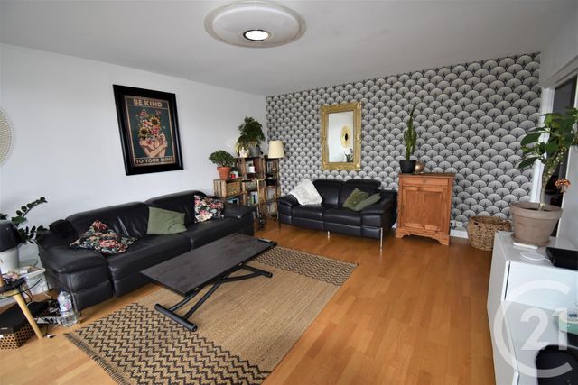 Afficher la photo en grand Appartement F5 à vendre - 4 pièces - 90.35 m2 - MARGENCY - 95 - ILE-DE-FRANCE - Century 21 Val-Ombreux
