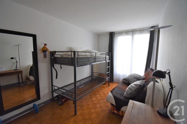 Afficher la photo en grand Appartement F5 à vendre - 4 pièces - 90.35 m2 - MARGENCY - 95 - ILE-DE-FRANCE - Century 21 Val-Ombreux