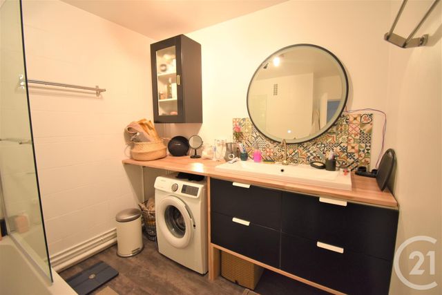 Afficher la photo en grand Appartement F5 à vendre - 4 pièces - 90.35 m2 - MARGENCY - 95 - ILE-DE-FRANCE - Century 21 Val-Ombreux