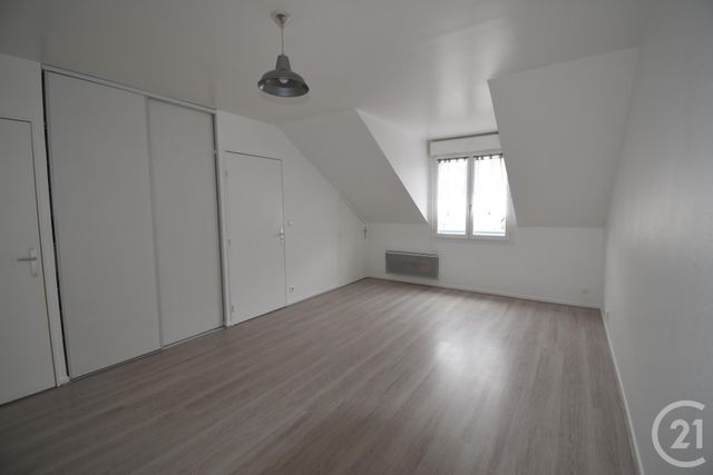 Afficher la photo en grand Appartement F1 à louer - 1 pièce - 23.71 m2 - ANDRESY - 78 - ILE-DE-FRANCE - Century 21 Val-Ombreux