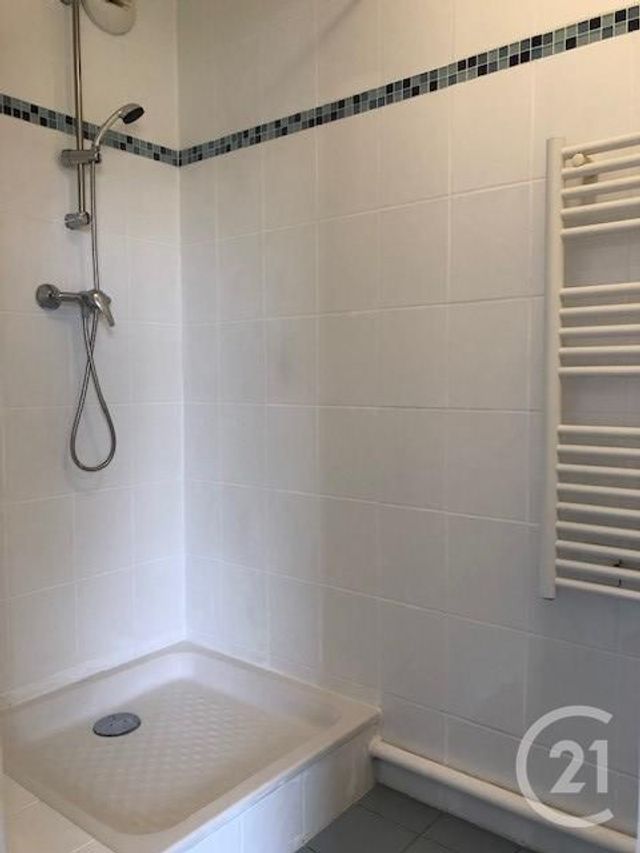 Afficher la photo en grand Appartement F2 à louer - 2 pièces - 38.2 m2 - SOISY SOUS MONTMORENCY - 95 - ILE-DE-FRANCE - Century 21 Val-Ombreux
