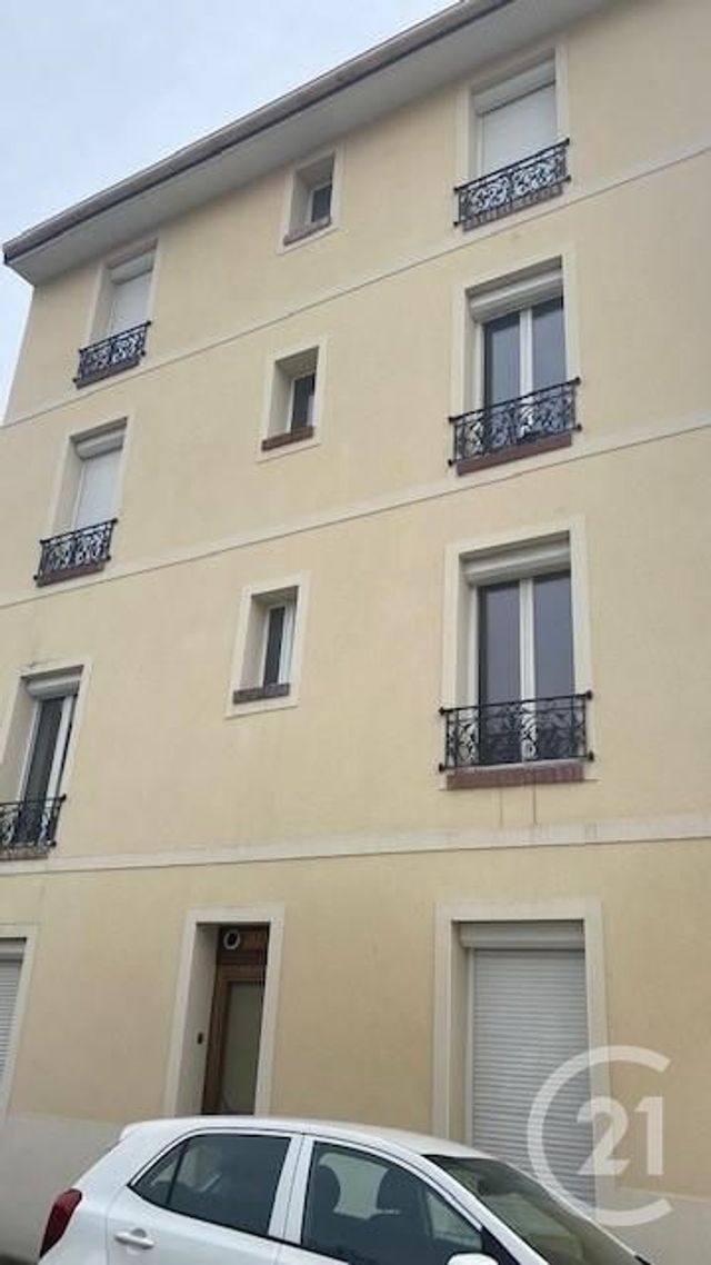 Appartement F2 à louer - 2 pièces - 25.28 m2 - MAURECOURT - 78 - ILE-DE-FRANCE - Century 21 Val-Ombreux