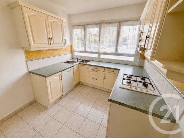 Appartement F4 à vendre - 5 pièces - 92.05 m2 - SOISY SOUS MONTMORENCY - 95 - ILE-DE-FRANCE - Century 21 Val-Ombreux