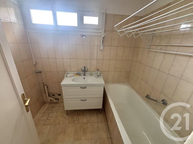 Appartement F4 à vendre - 5 pièces - 92.05 m2 - SOISY SOUS MONTMORENCY - 95 - ILE-DE-FRANCE - Century 21 Val-Ombreux