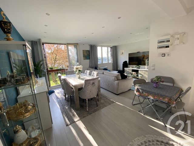 Appartement F5 à vendre - 5 pièces - 73.25 m2 - SOISY SOUS MONTMORENCY - 95 - ILE-DE-FRANCE - Century 21 Val-Ombreux