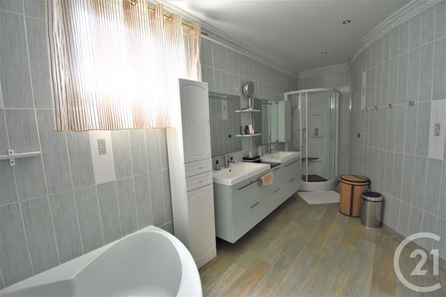 maison à vendre - 8 pièces - 182.0 m2 - SOISY SOUS MONTMORENCY - 95 - ILE-DE-FRANCE - Century 21 Val-Ombreux