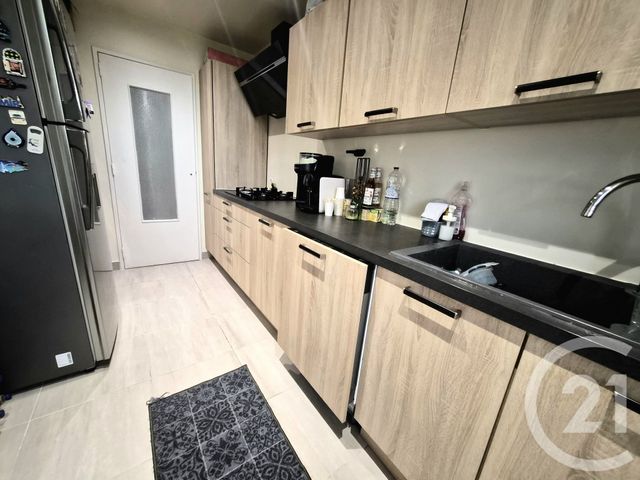 Appartement F2 à vendre - 2 pièces - 48.66 m2 - SOISY SOUS MONTMORENCY - 95 - ILE-DE-FRANCE - Century 21 Val-Ombreux