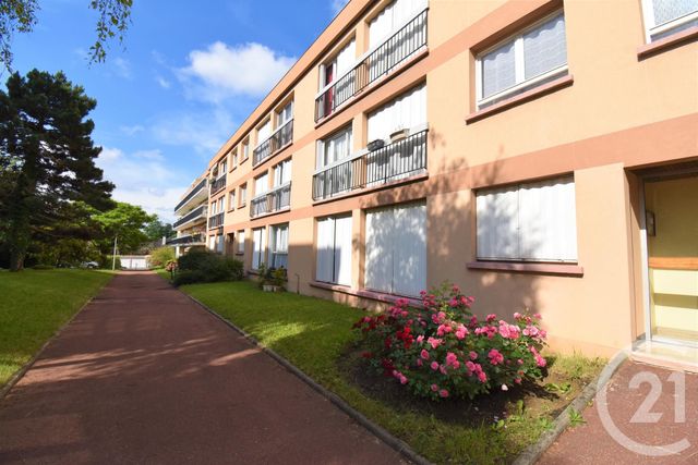Appartement F2 à vendre - 2 pièces - 50.42 m2 - SOISY SOUS MONTMORENCY - 95 - ILE-DE-FRANCE - Century 21 Val-Ombreux
