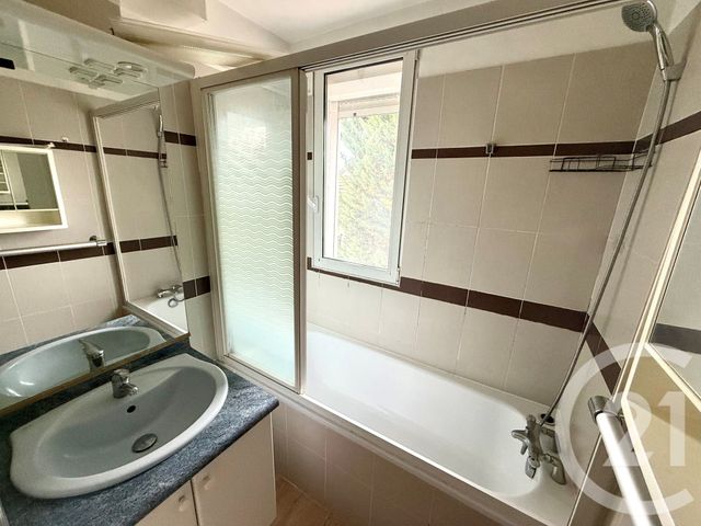 Appartement F4 à louer - 4 pièces - 62.54 m2 - SOISY SOUS MONTMORENCY - 95 - ILE-DE-FRANCE - Century 21 Val-Ombreux