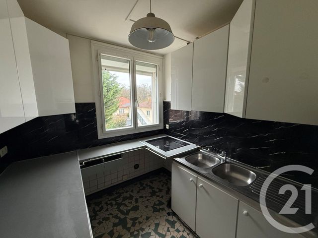 Appartement F4 à louer - 4 pièces - 62.54 m2 - SOISY SOUS MONTMORENCY - 95 - ILE-DE-FRANCE - Century 21 Val-Ombreux