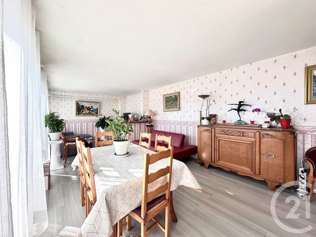 Appartement F4 à vendre - 4 pièces - 82.0 m2 - SOISY SOUS MONTMORENCY - 95 - ILE-DE-FRANCE - Century 21 Val-Ombreux