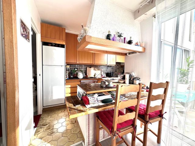 Appartement F4 à vendre - 4 pièces - 82.0 m2 - SOISY SOUS MONTMORENCY - 95 - ILE-DE-FRANCE - Century 21 Val-Ombreux