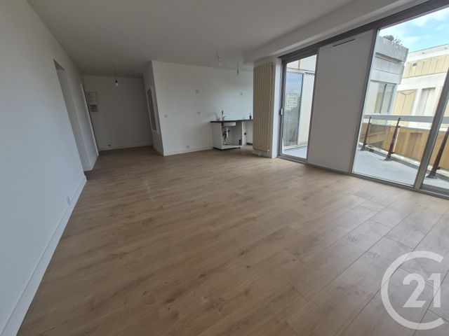 Appartement F3 à vendre - 3 pièces - 68.49 m2 - SOISY SOUS MONTMORENCY - 95 - ILE-DE-FRANCE - Century 21 Val-Ombreux