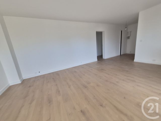 Appartement F3 à vendre - 3 pièces - 68.49 m2 - SOISY SOUS MONTMORENCY - 95 - ILE-DE-FRANCE - Century 21 Val-Ombreux