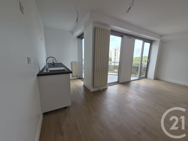 Appartement F3 à vendre - 3 pièces - 68.49 m2 - SOISY SOUS MONTMORENCY - 95 - ILE-DE-FRANCE - Century 21 Val-Ombreux