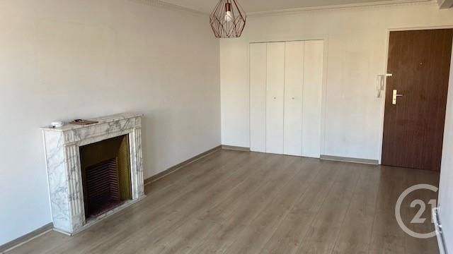 Appartement F2 à louer - 2 pièces - 57.06 m2 - CORMEILLES EN PARISIS - 95 - ILE-DE-FRANCE - Century 21 Val-Ombreux