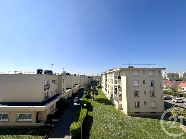 Appartement F4 à vendre - 4 pièces - 81.38 m2 - SOISY SOUS MONTMORENCY - 95 - ILE-DE-FRANCE - Century 21 Val-Ombreux