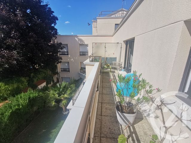 Appartement F4 à vendre - 4 pièces - 74.75 m2 - ST GRATIEN - 95 - ILE-DE-FRANCE - Century 21 Val-Ombreux
