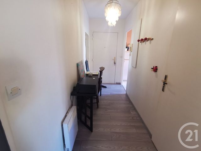 Appartement F4 à vendre - 4 pièces - 74.75 m2 - ST GRATIEN - 95 - ILE-DE-FRANCE - Century 21 Val-Ombreux
