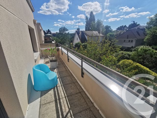 Appartement F4 à vendre - 4 pièces - 74.75 m2 - ST GRATIEN - 95 - ILE-DE-FRANCE - Century 21 Val-Ombreux