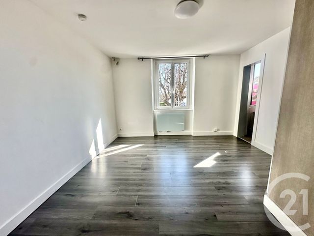 Appartement F2 à vendre ST GRATIEN