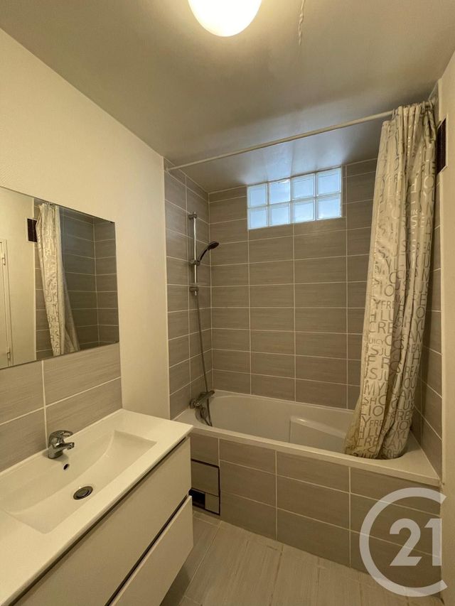 Appartement F1 à vendre - 1 pièce - 31.0 m2 - SOISY SOUS MONTMORENCY - 95 - ILE-DE-FRANCE - Century 21 Val-Ombreux