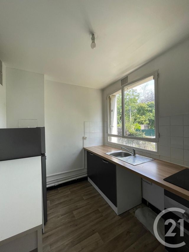 Appartement F1 à vendre - 1 pièce - 31.0 m2 - SOISY SOUS MONTMORENCY - 95 - ILE-DE-FRANCE - Century 21 Val-Ombreux