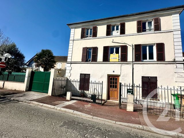 Appartement F2 à vendre ST GRATIEN
