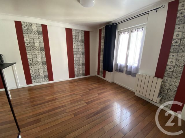 Appartement F2 à vendre - 2 pièces - 23.43 m2 - ST GRATIEN - 95 - ILE-DE-FRANCE - Century 21 Val-Ombreux