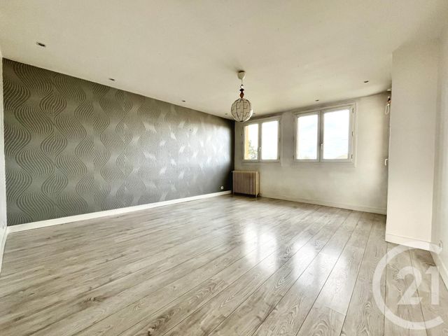 Appartement F4 à vendre - 5 pièces - 86.59 m2 - MONTMORENCY - 95 - ILE-DE-FRANCE - Century 21 Val-Ombreux