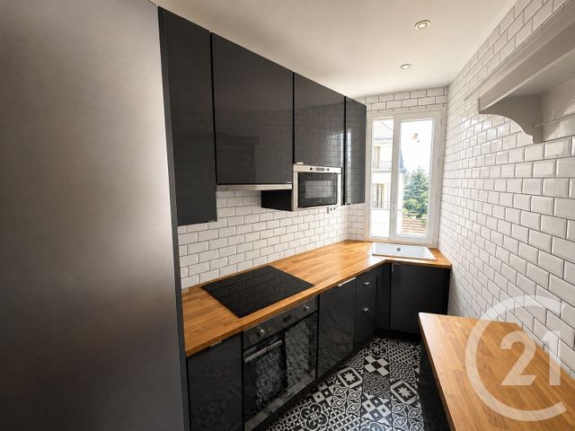 Appartement F4 à louer - 4 pièces - 75.0 m2 - ENGHIEN LES BAINS - 95 - ILE-DE-FRANCE - Century 21 Val-Ombreux
