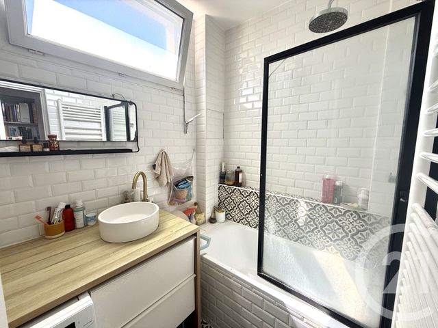 Appartement F4 à louer - 4 pièces - 75.0 m2 - ENGHIEN LES BAINS - 95 - ILE-DE-FRANCE - Century 21 Val-Ombreux