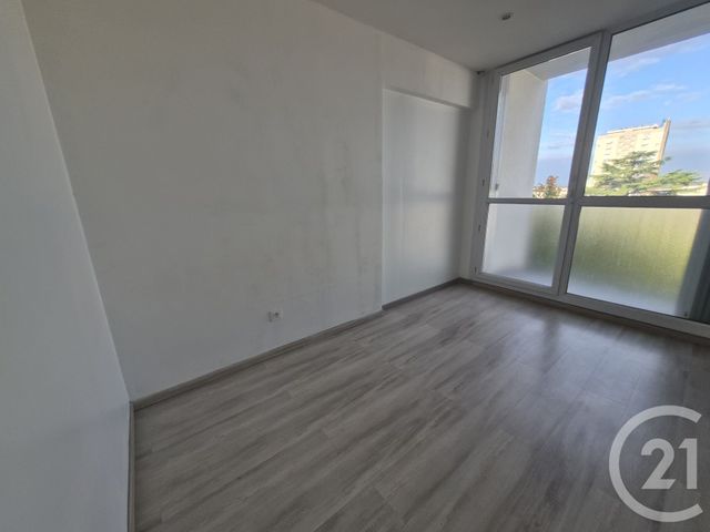 Appartement F4 à vendre - 4 pièces - 73.0 m2 - SOISY SOUS MONTMORENCY - 95 - ILE-DE-FRANCE - Century 21 Val-Ombreux