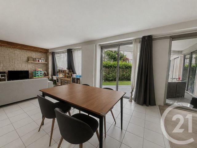 Appartement F4 à vendre - 4 pièces - 80.46 m2 - SOISY SOUS MONTMORENCY - 95 - ILE-DE-FRANCE - Century 21 Val-Ombreux